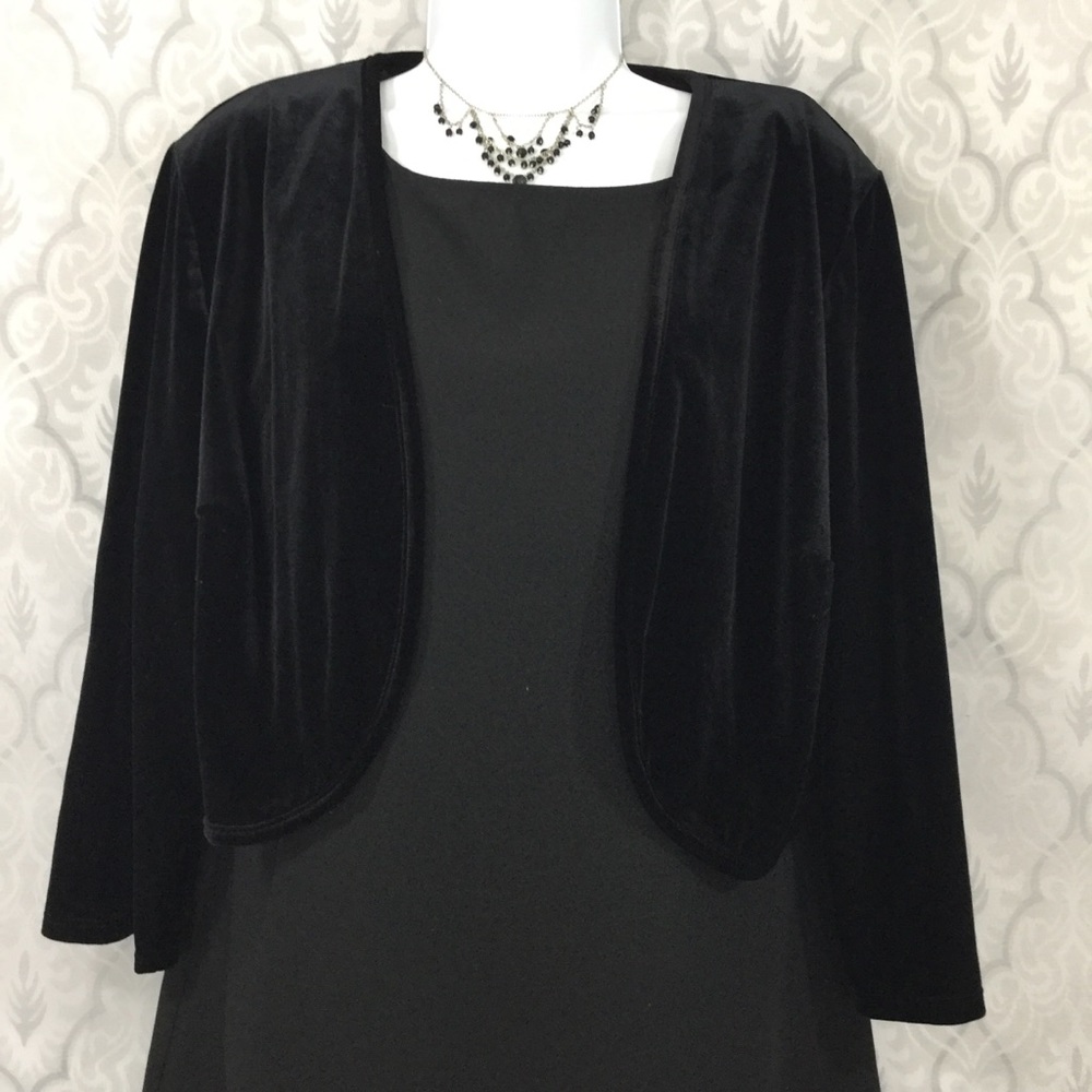 NWT Lane Bryant Velvet Shrug 14/16